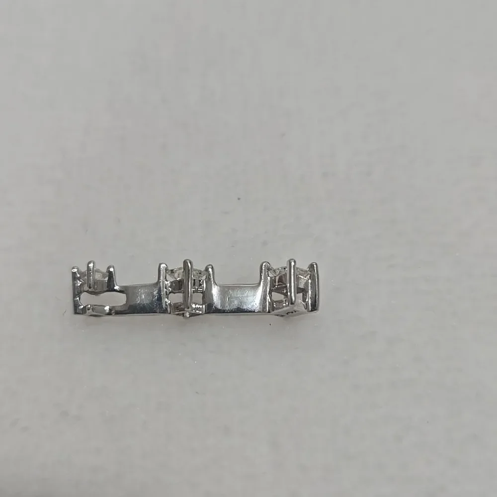 14k White Gold Diamond Pendant